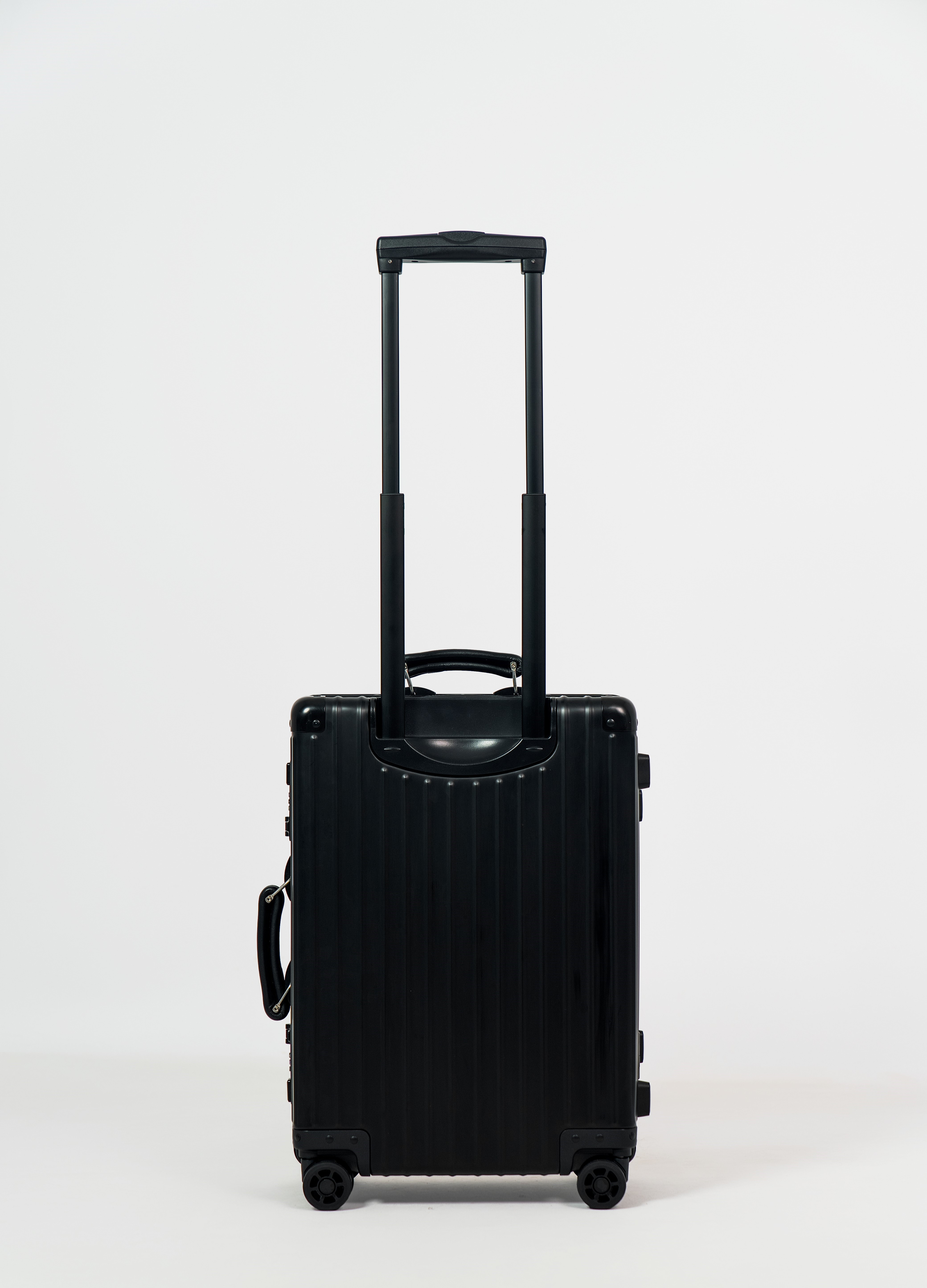 Loure Classic 20 Inch Carry-On premium luggage back view